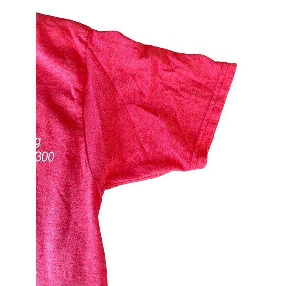 Red Star Wars Millennium Falcon Lucas Films T Shirt Size Medium - Picture 5 of 5